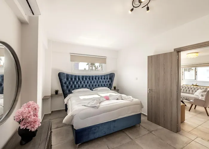 Antonieta * 아이아 나파