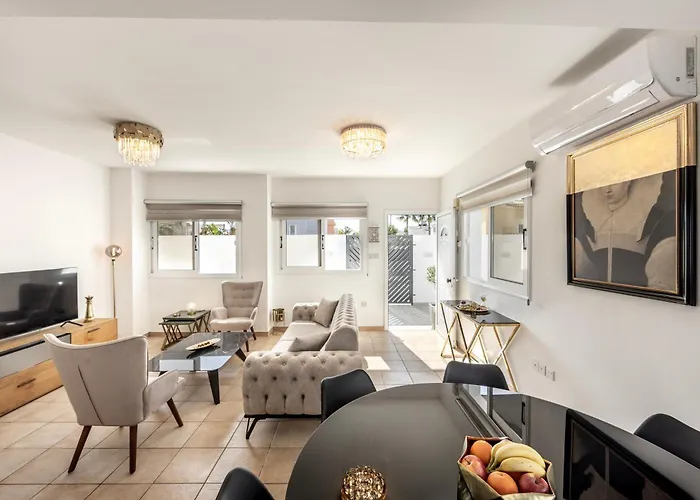 Antonieta 빌라 아이아 나파