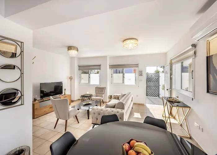 Antonieta * 아이아 나파