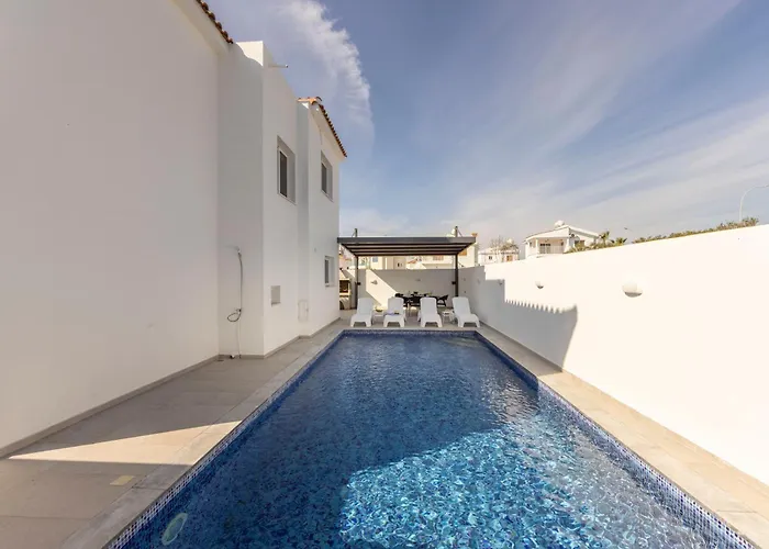 Antonieta 빌라 아이아 나파