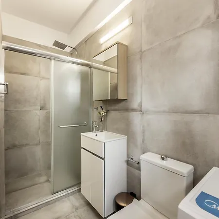 Antonieta Villa Agia Napa