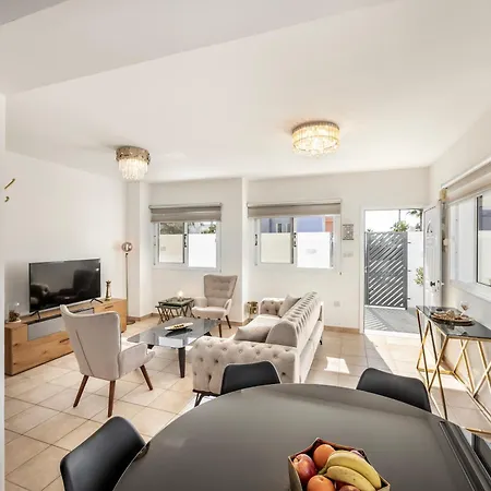 Antonieta * Ayia Napa