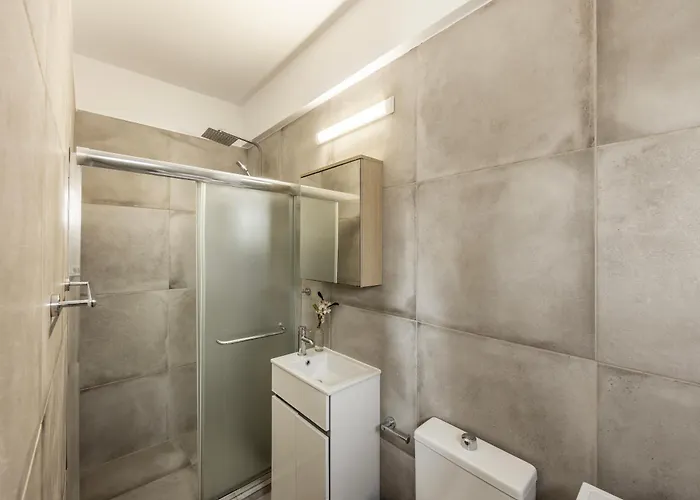 Willa Antonieta Ajia Napa