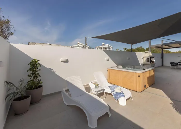 Antonieta * Ayia Napa